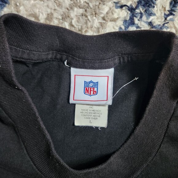 Vintage New York Giants Helmet Tee - Picture 3 of 5